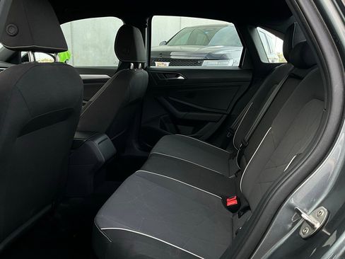 Used 2025 Volkswagen Jetta Sport image 11