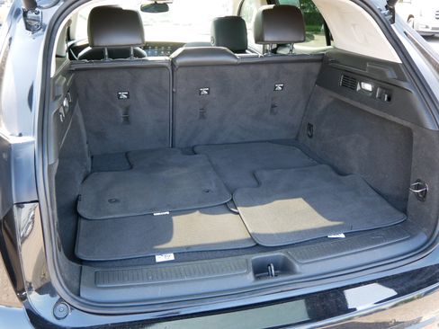 Used 2023 Buick Envision Essence w/ Technology Package I image 10