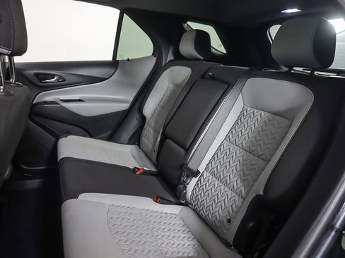 Used 2023 Chevrolet Equinox LT image 29