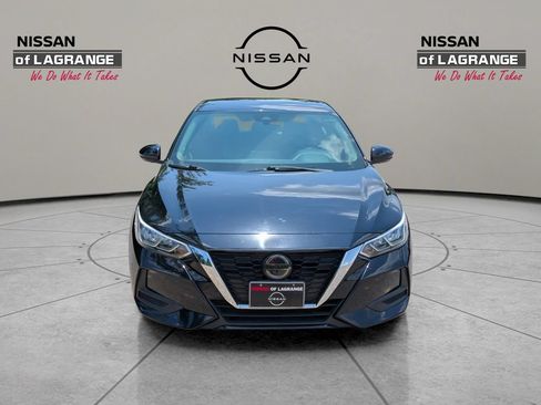 Used 2020 Nissan Sentra SV FWD image 3