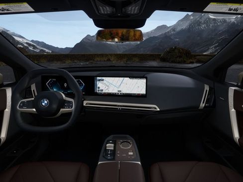 New 2026 BMW iX xDrive45 image 10