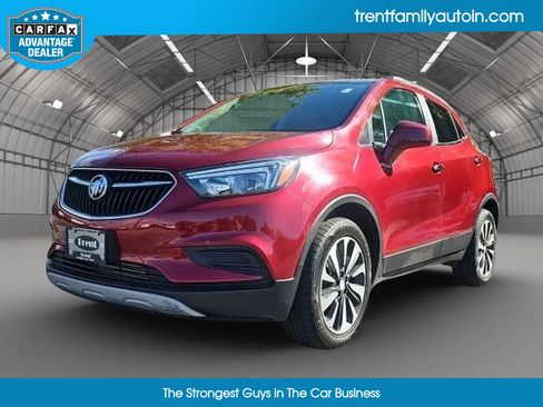Used 2022 Buick Encore Preferred image 1