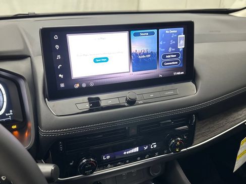 New 2026 Nissan Rogue Platinum AWD/4WD image 11