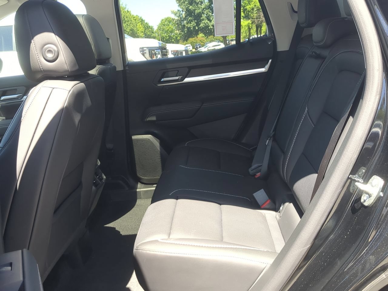 Used 2026 GMC Terrain Denali AWD/4WD image 25