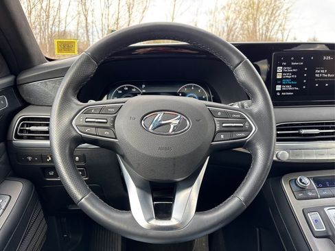 Used 2022 Hyundai Palisade Calligraphy image 23