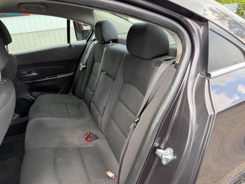 Used 2016 Chevrolet Cruze LT FWD image 10