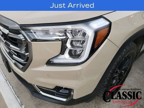 Used 2023 GMC Terrain AT4 w/ Infotainment Package II image 15