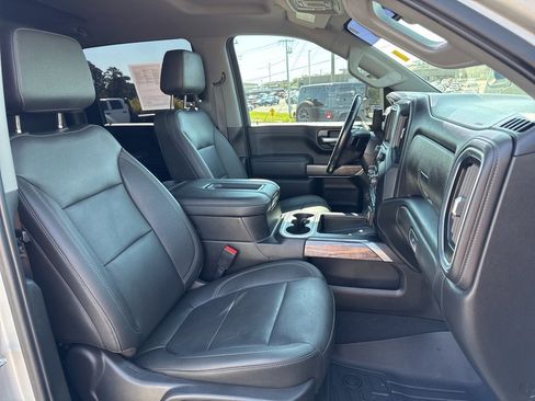 Used 2022 Chevrolet Silverado 3500 LTZ w/ LTZ Texas Edition image 27