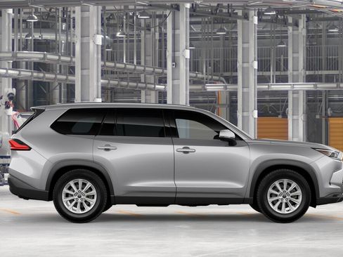 New 2026 Toyota Grand Highlander XLE FWD image 12