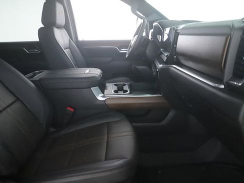 Used 2024 Chevrolet Silverado 2500 High Country w/ High Country Premium Package AWD/4WD image 33