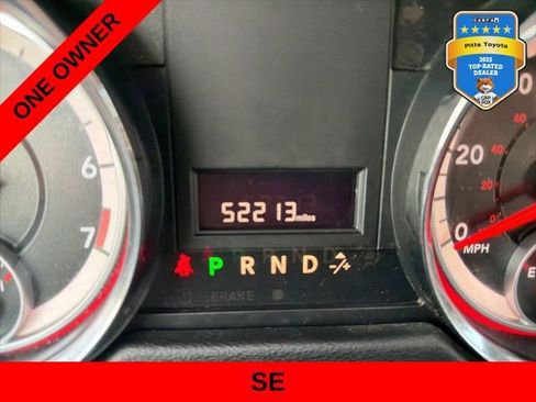 Used 2018 Dodge Grand Caravan SE w/ UConnect Hands-Free Group image 18