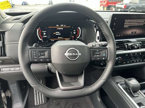New 2026 Nissan Pathfinder Platinum w/ Cargo Package AWD/4WD image 13