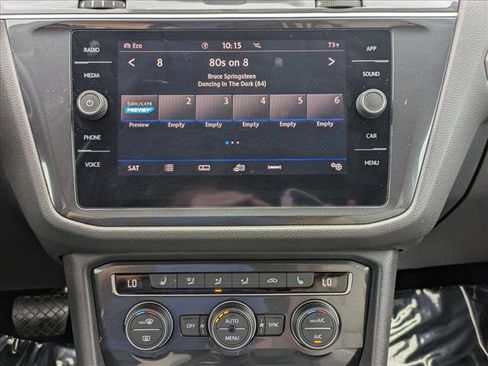 Used 2020 Volkswagen Tiguan SE w/ 3rd Row Seat Package AWD/4WD image 14