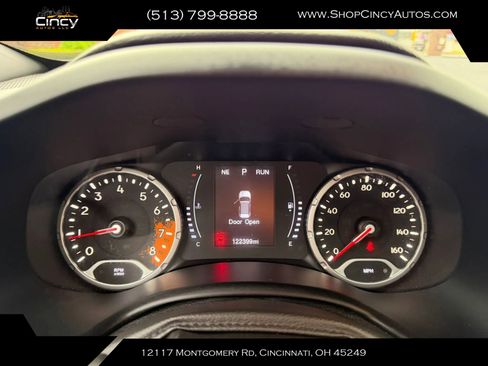 Used 2018 Jeep Renegade Altitude image 16