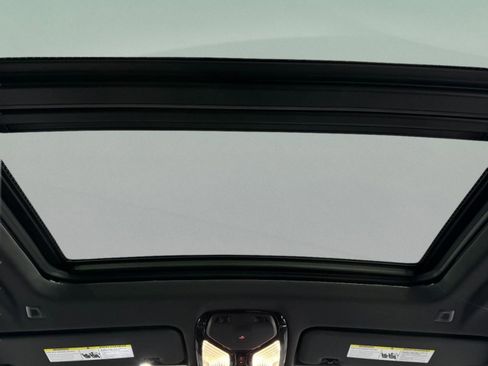 New 2026 BMW X6 M60i image 10