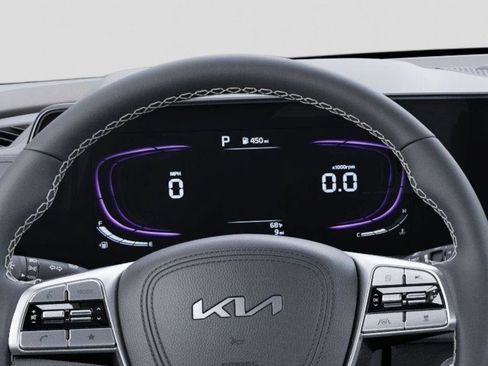 Used 2025 Kia Telluride AWD image 21