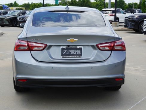 Used 2024 Chevrolet Malibu LT FWD image 7