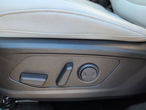 Used 2025 Hyundai Santa Cruz SEL image 12