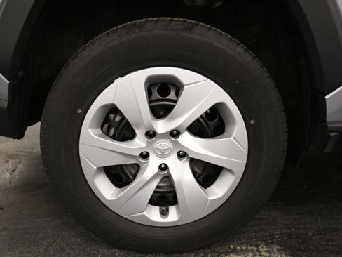 Certified 2024 Toyota RAV4 LE image 28