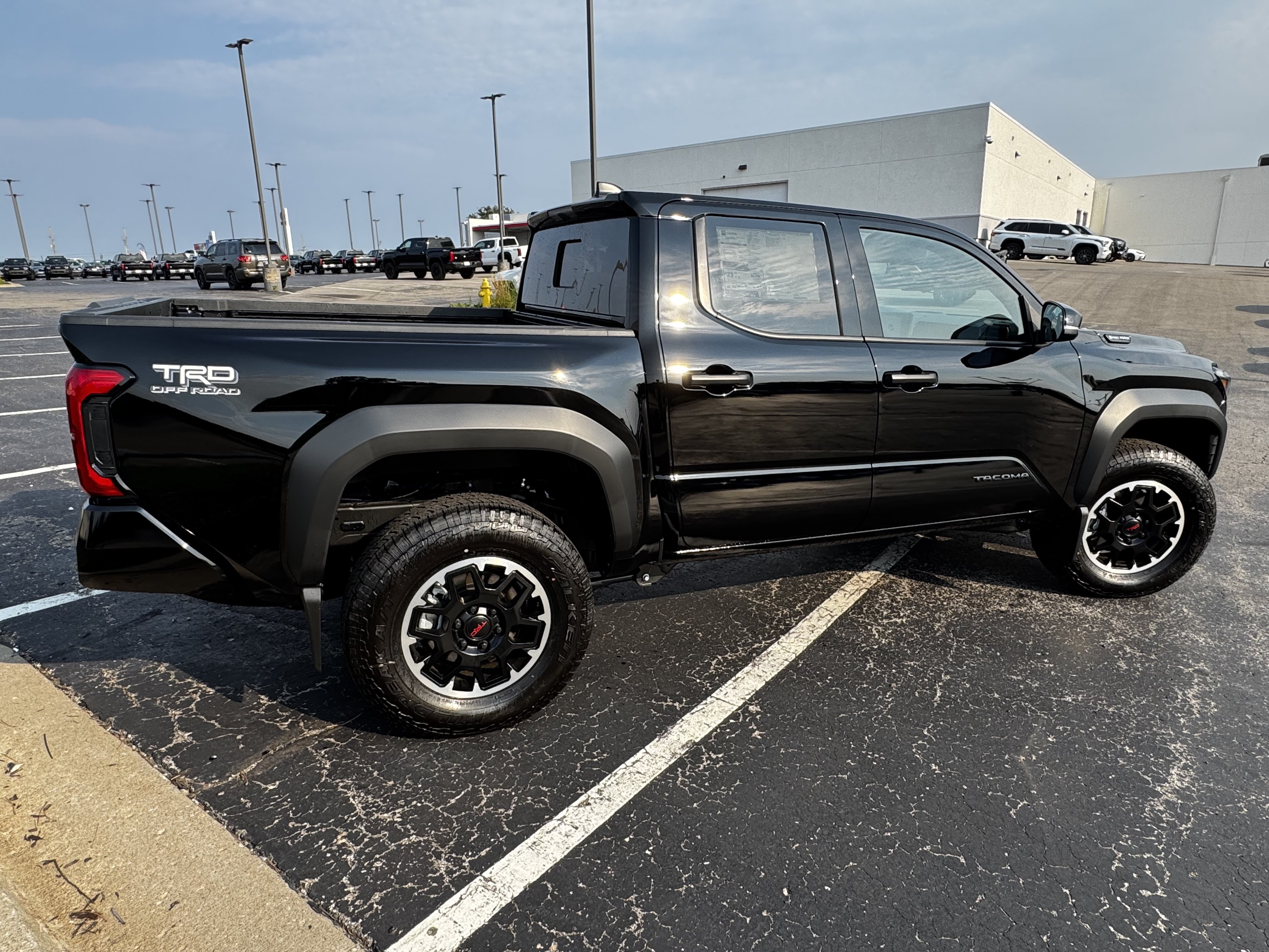 New 2026 Toyota Tacoma TRD Off-Road AWD/4WD image 10