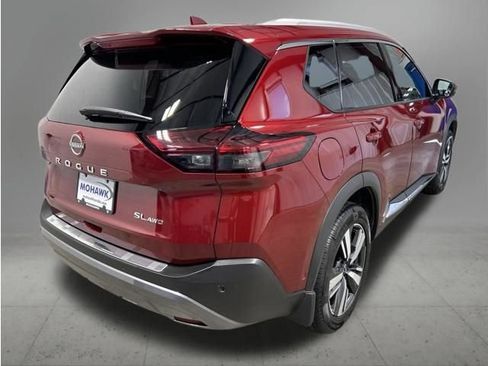 Used 2023 Nissan Rogue SL w/ SL Premium Package AWD/4WD image 5