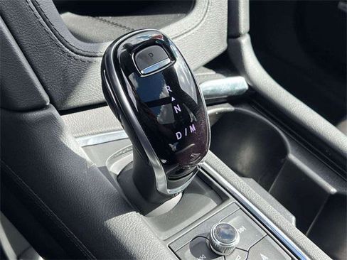 Used 2024 Cadillac XT6 Premium Luxury w/ Technology Package image 29