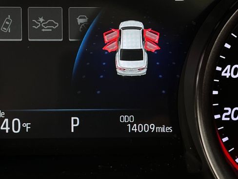 Used 2024 Toyota Camry XSE w/ Navigation Package image 19