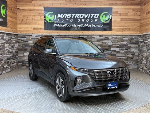 Used 2023 Hyundai Tucson Limited w/ Cargo Package AWD/4WD image 4