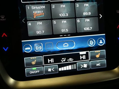 Used 2025 Subaru Outback Premium w/ Popular Package #1A image 34