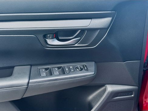 Used 2023 Honda CR-V LX image 16