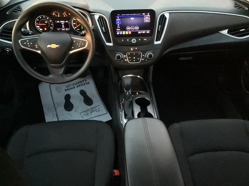 Used 2024 Chevrolet Malibu LT image 14