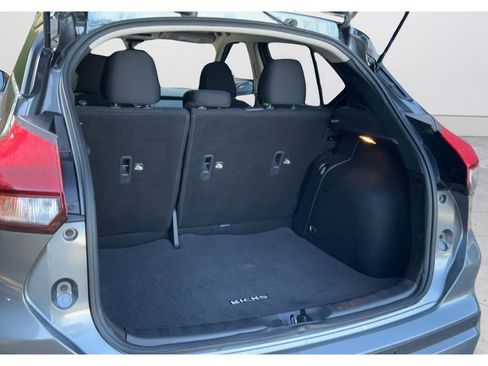 Used 2025 Nissan Kicks Play S FWD image 19