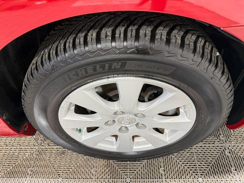 Used 2007 Toyota Camry XLE image 11