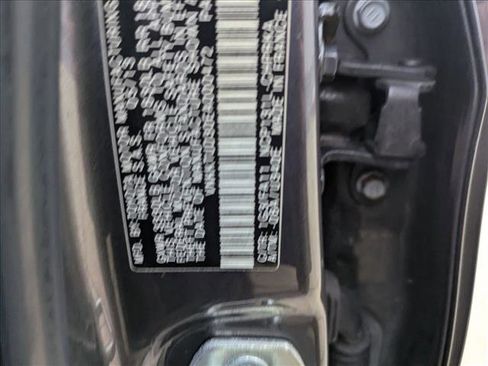 Used 2014 Toyota Yaris LE image 15