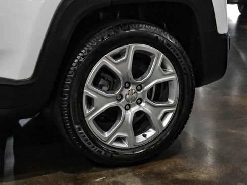 Used 2018 Jeep Renegade Limited w/ Advanced Technology Group AWD/4WD image 53