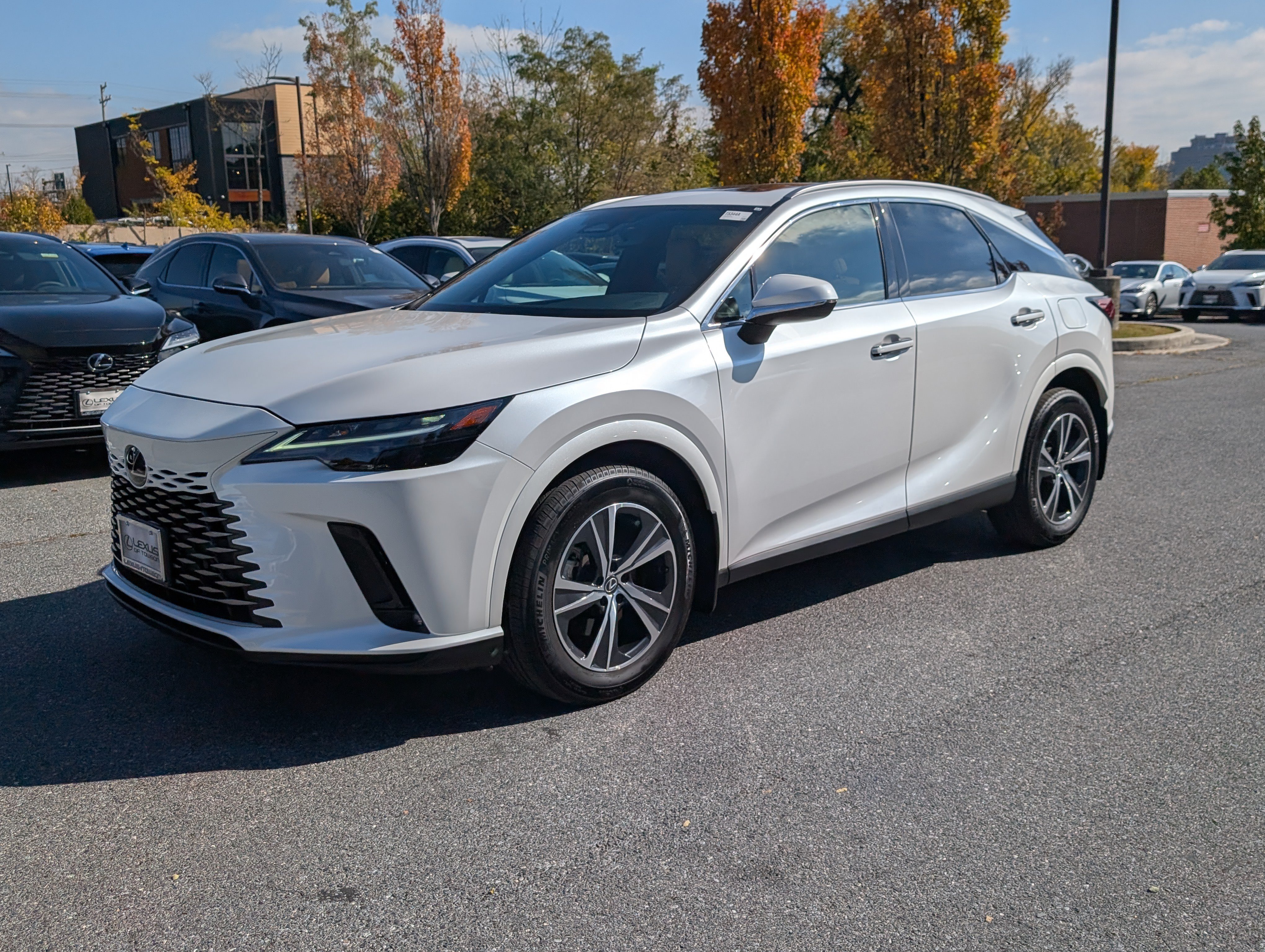Used 2024 Lexus RX 350 Premium w/ Accessory Package (Z1) AWD/4WD image 7