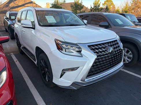 Used 2023 Lexus GX 460 Premium image 3