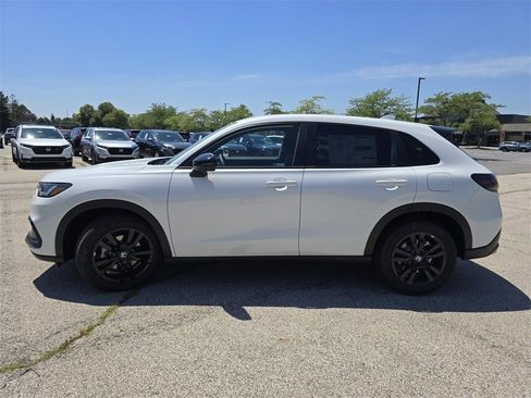 New 2026 Honda HR-V Sport image 17