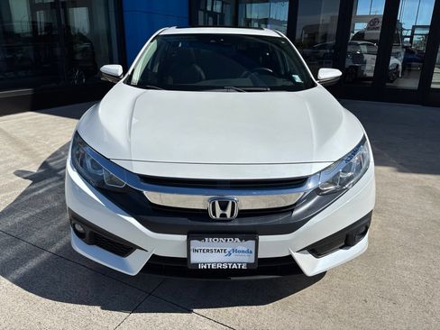 Used 2017 Honda Civic EX-L image 2