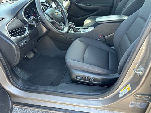 Used 2023 Chevrolet Malibu LT w/ Driver Confidence Package FWD image 11