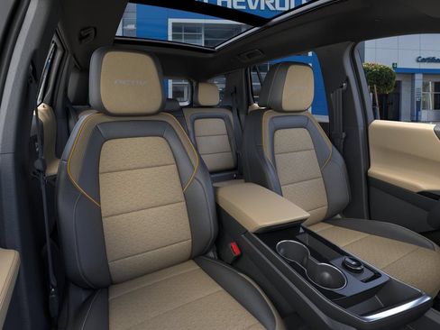 New 2026 Chevrolet Equinox ACTIV w/ Convenience Package III FWD image 17