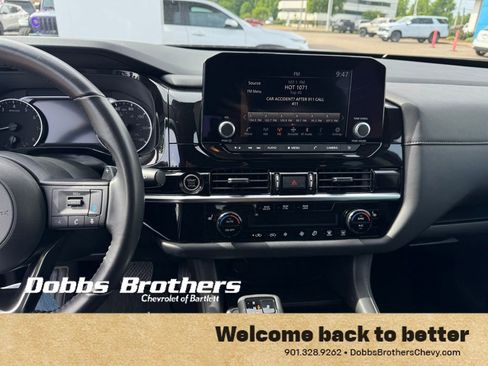 Used 2024 Nissan Pathfinder SV FWD image 26