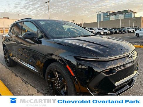 New 2026 Chevrolet Equinox EV RS image 7