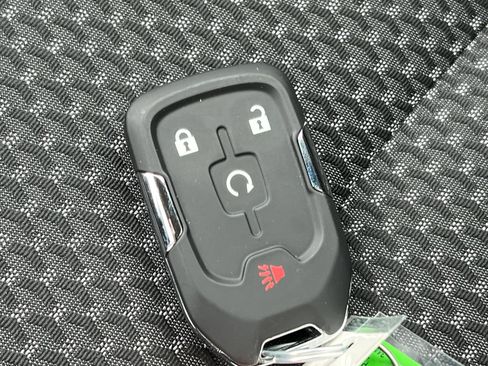 Used 2024 GMC Terrain SLE w/ Driver Convenience Package AWD/4WD image 16