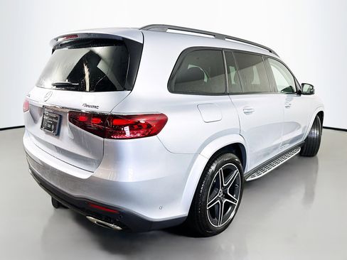 New 2026 Mercedes-Benz GLS 450 4MATIC image 7