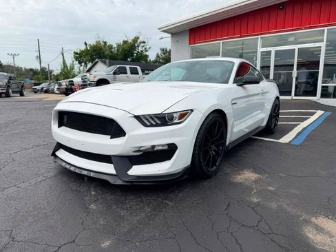 Used 2016 Ford Mustang Shelby GT350 w/ Track Package RWD image 3