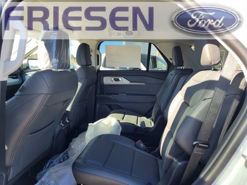 New 2026 Ford Explorer Active w/ Active Comfort Package image 21