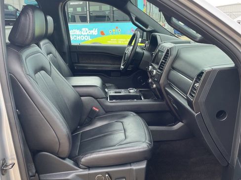 Used 2021 Ford Expedition Max Limited RWD image 6