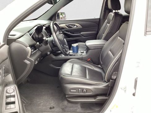 Used 2023 Chevrolet Traverse Premier w/ Redline Edition AWD/4WD image 9