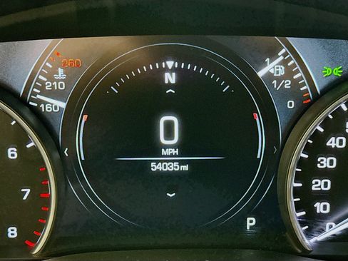 Used 2019 Cadillac XT5 Platinum image 18